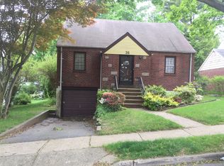36 Dohrmann Ave, Teaneck, NJ 07666
