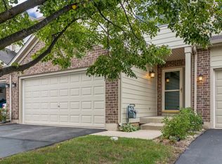 5307 Glenbrook Trl, McHenry, IL 60050