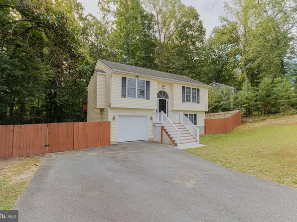 534 Pleasants Dr, Fredericksburg, VA 22407