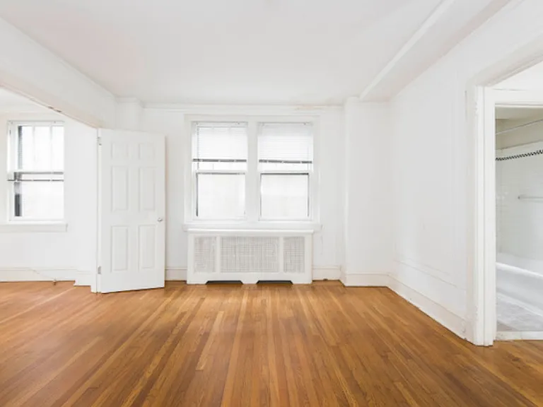 Embassy Apartments — Photo 17