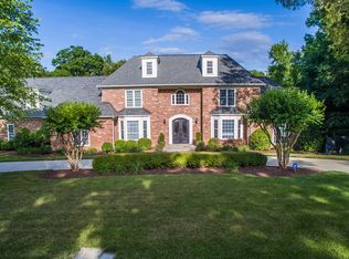 3500 Plantation Rd, Charlotte, NC 28270