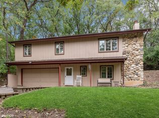 202 Woody Way, Oakwood Hills, IL 60013