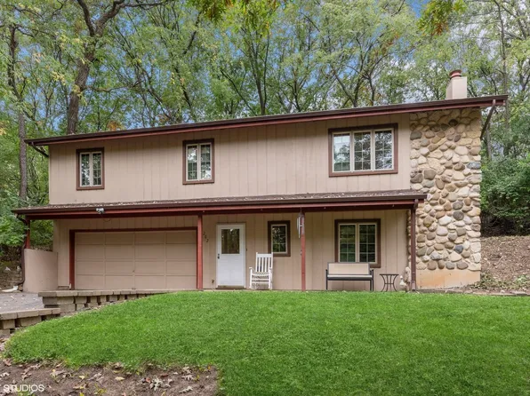 202 Woody Way, Oakwood Hills, IL 60013
