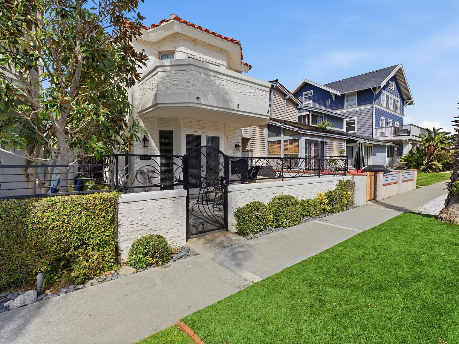 4 bed, 2710 sqft, $10,000 — Photo 4