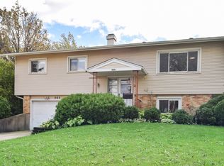 505 Colgate Ct, Hoffman Estates, IL 60169