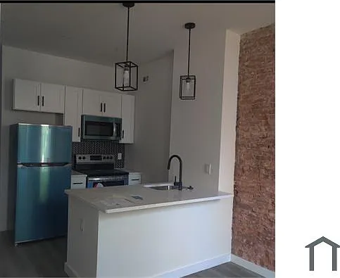 2 bed, 850 sqft, $1,500 — Photo 1