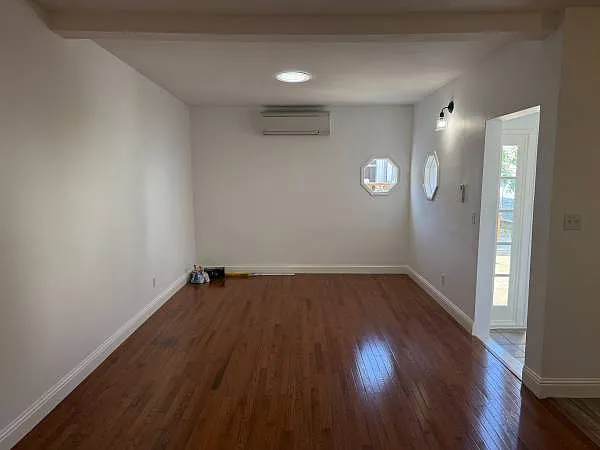 2 bed, 850 sqft, $2,999 — Photo 4
