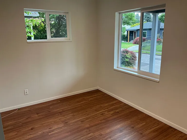 7432 N Olin Ave — Photo 6