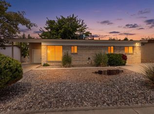 829 Shirley St NE, Albuquerque, NM 87123
