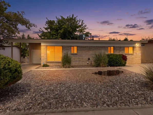 829 Shirley St NE, Albuquerque, NM 87123