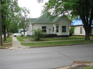 320 E Jefferson St, Siloam Springs, AR 72761