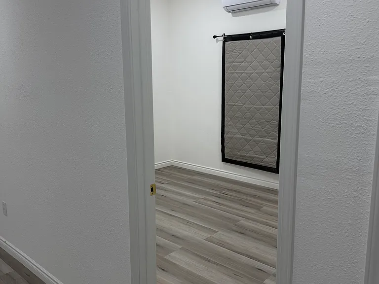 6929 Tippecanoe Ave #A — Photo 11