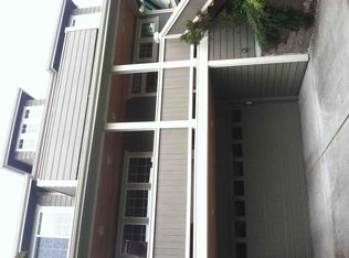 7023 17th Ave NE, Seattle, WA 98115