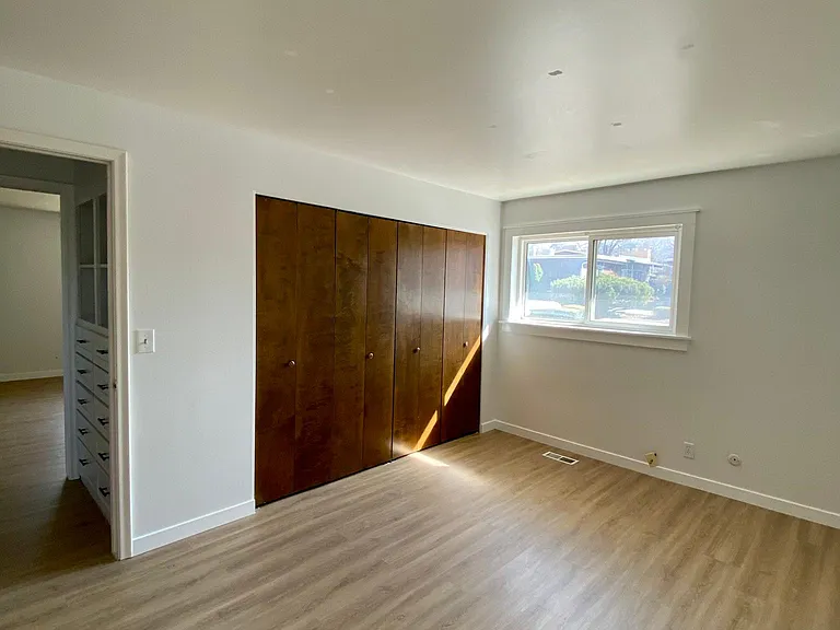 3365 S Pioneer St — Photo 17