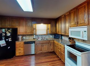 308 E 11th St, Ellis, KS 67637