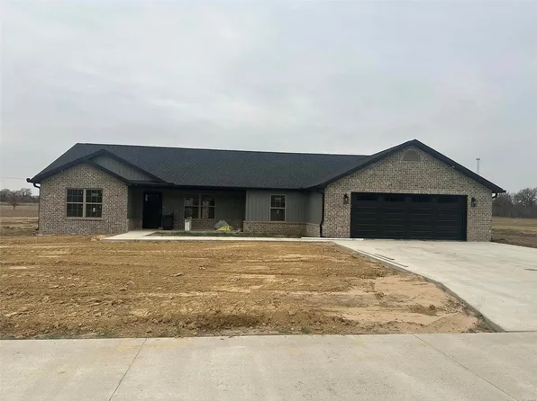 15 Bartlett Ct, Benton, MO 63736