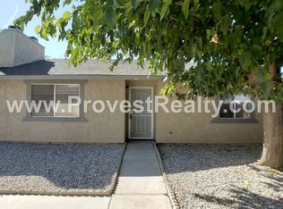 12374 Red Wing Rd APT B, Apple Valley, CA 92308