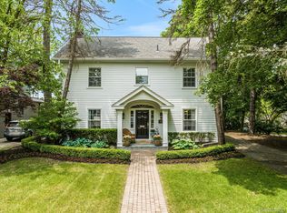 684 Southfield Rd, Birmingham, MI 48009