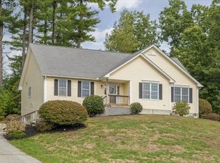 108 Autumn Rd, Dracut, MA 01826