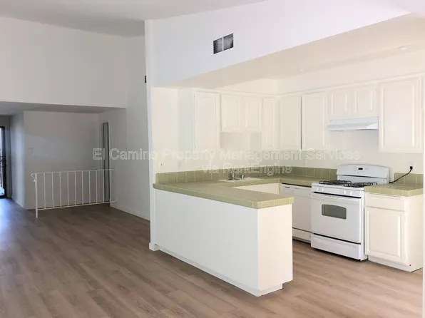 7112 Stewart And Gray Rd, Downey, CA 90241