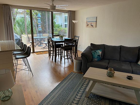 5th image of 42 S Beach Ln #3223