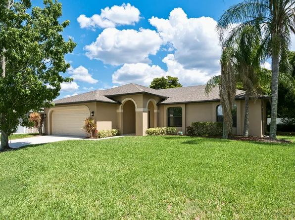 1502 SE 33rd St, Cape Coral, FL 33904