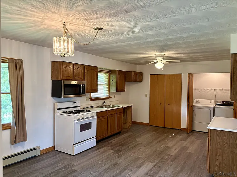 2837 Bedford St #1 — Photo 7