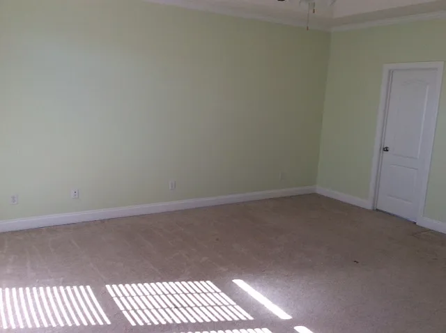 1002 Silver Lake Ct — Photo 5