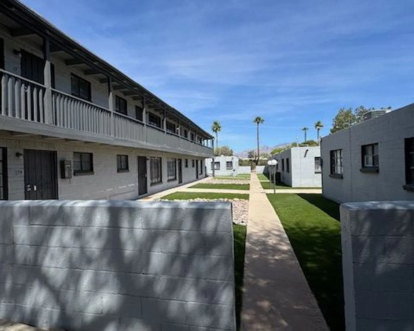 Longfellow Court — Photo 2