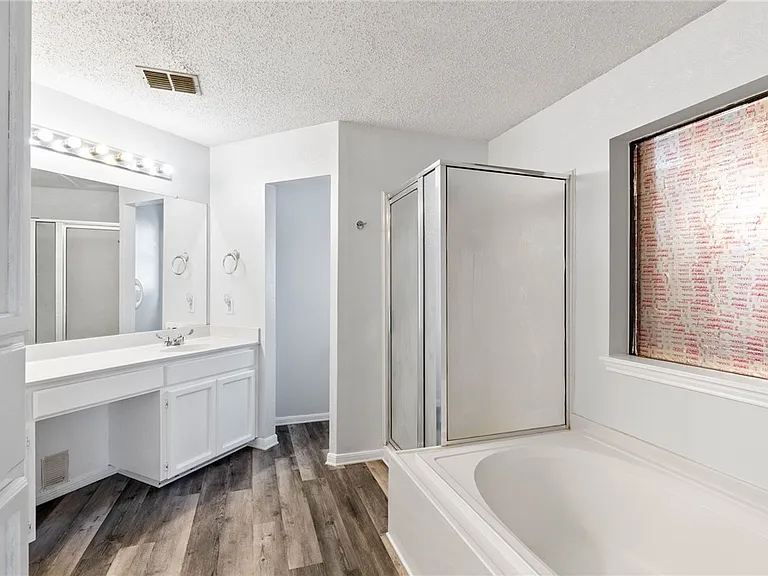 2210 Dorsey St — Photo 15