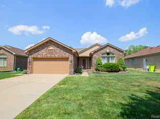 5529 Bedell Rd, Sterling Heights, MI 48310