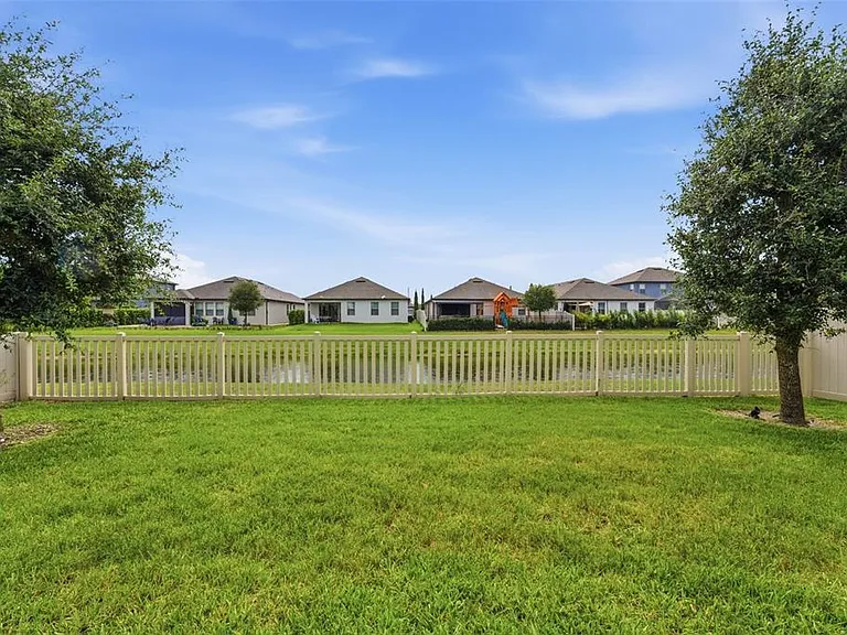 1840 Napoli Dr — Photo 46