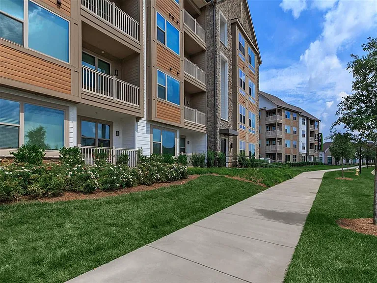 Berewick Pointe Apartments — Photo 47