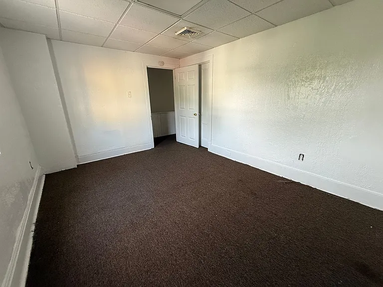 1603 Arlington Avenue — Photo 10