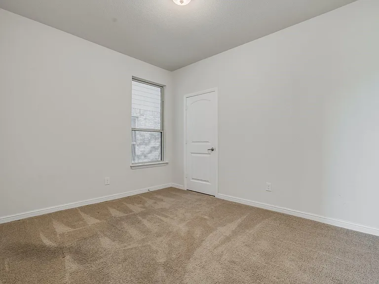 9921 Wynndel Trl — Photo 18