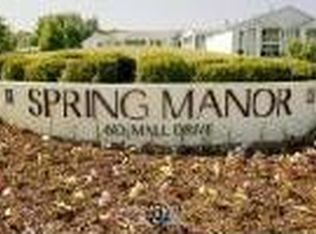 610 Mall Dr APT 343, Portage, MI 49024