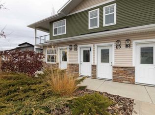 5300 W Vista Trl #E2, Blackfalds, AB T4M0L8