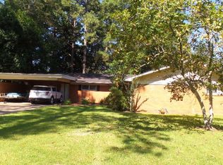 2050 Briarwood Dr, Laurel, MS 39440