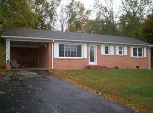 195 Louise Ave, Mount Airy, NC 27030