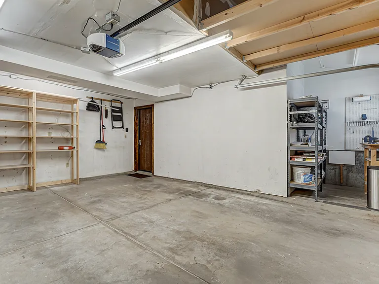 2518 Legend Ter — Photo 34