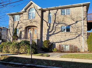 44 Delia Blvd #A, Palisades Park, NJ 07650