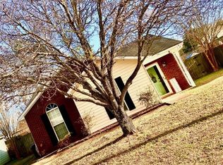 427 Mill Pond Dr, Phenix City, AL 36870
