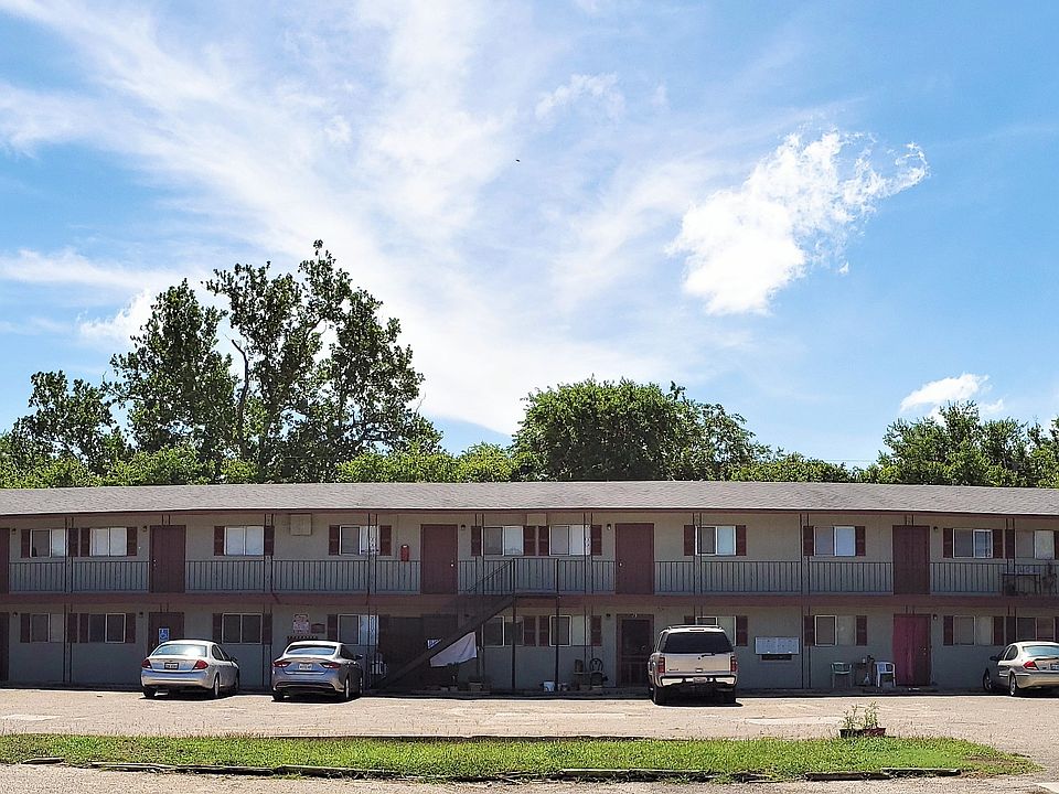 2nd image of 302 Wolf St APT 5