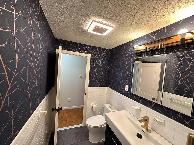 154 High St #403 — Photo 25
