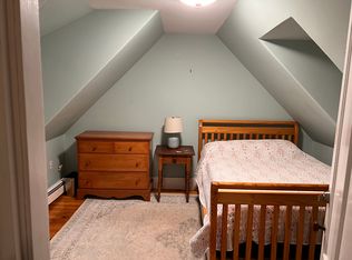 5 Clifford St, Southborough, MA 01772