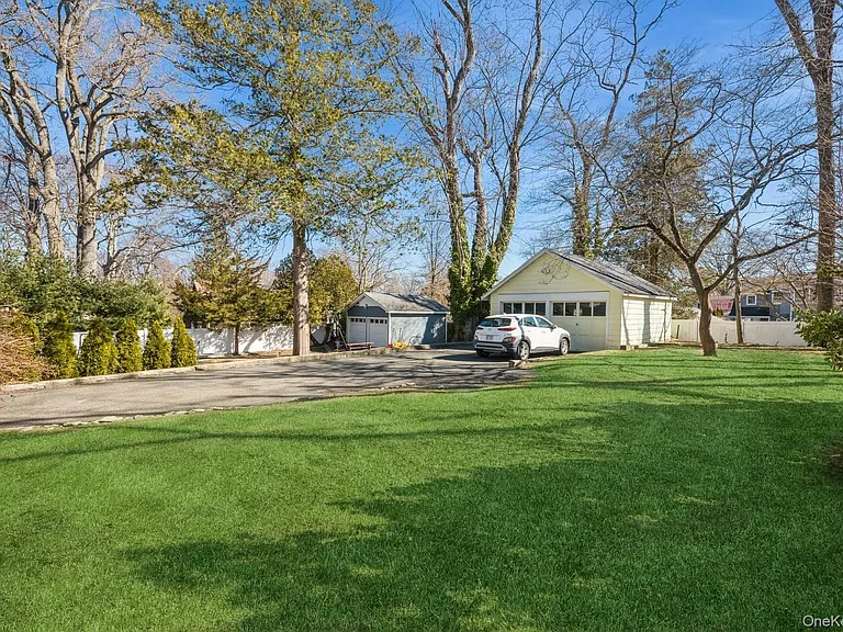 130 Soundview Rd — Photo 30