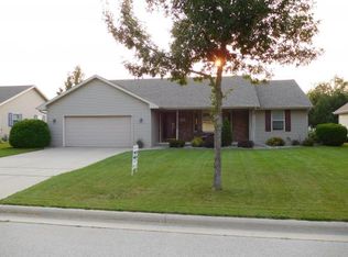 550 Summer Winds Dr, Green Bay, WI 54311