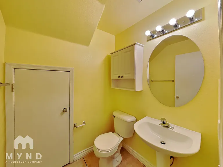 695 Emerald City Ave — Photo 18