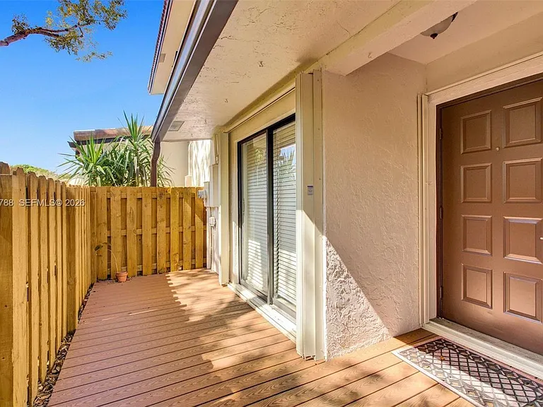 12471 NW 3rd St #D2 — Photo 36