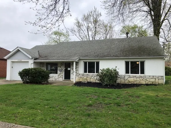 27280 Markbarry Ave, Euclid, OH 44132